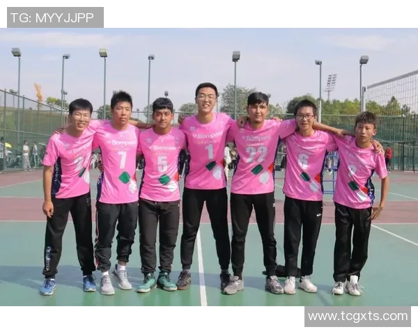 广州排球队在全国排球团队协作排行榜中荣获第五名的佳绩